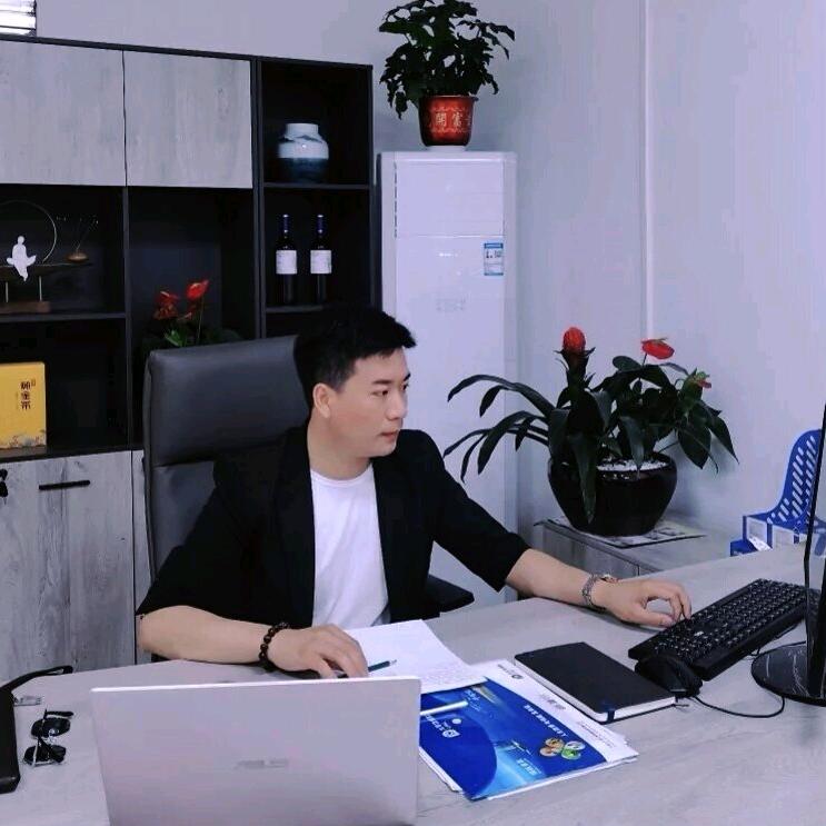 沈万东【华信人才】普通人