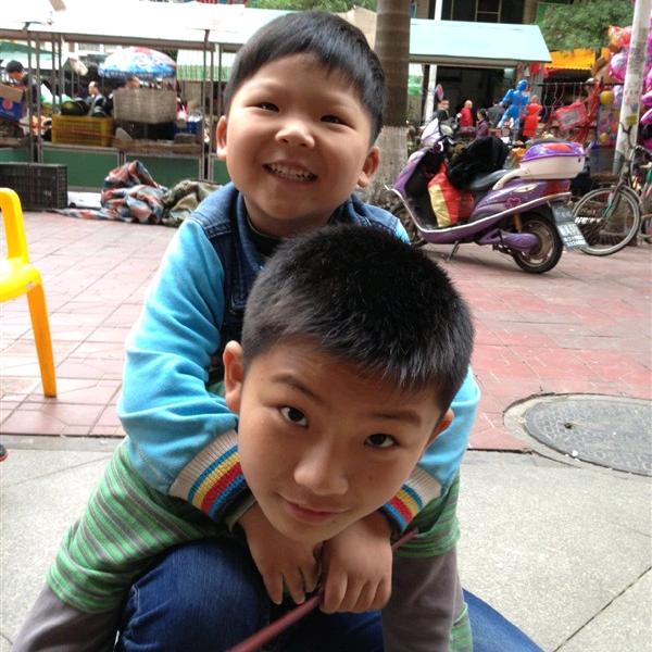 两个百万的嘛嘛