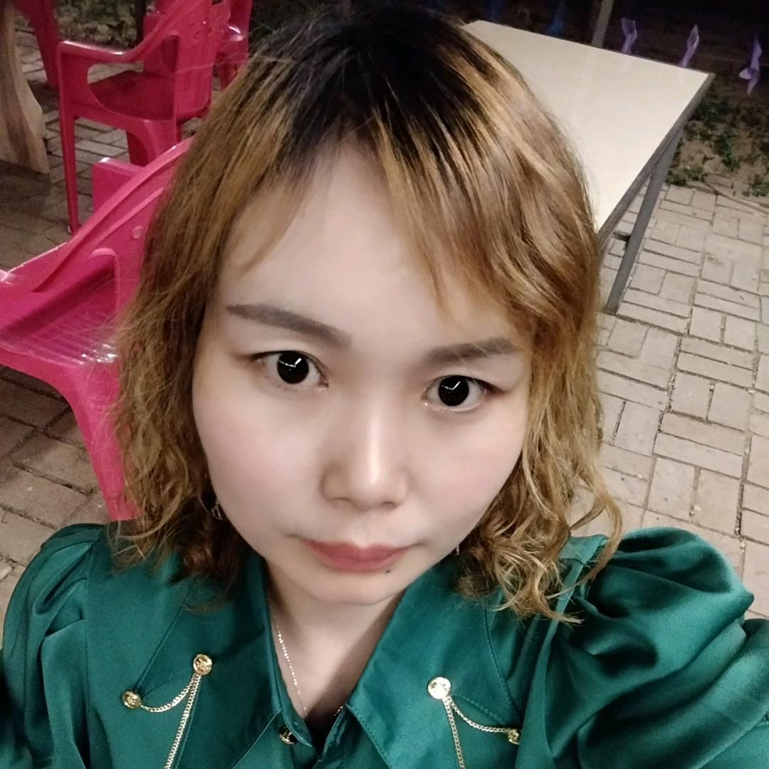 微笑之是个表情与快乐无关