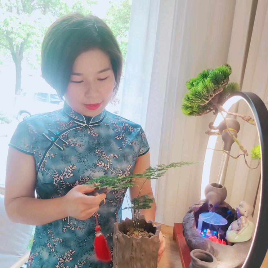 谭师傅大排档宜昌向红
