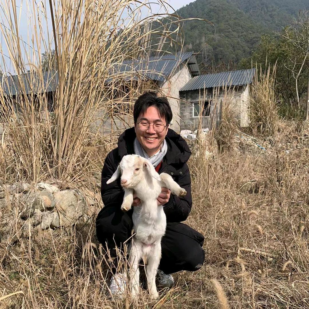 村委副主任的农场