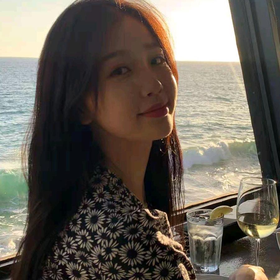开心😊快乐每一天🌹