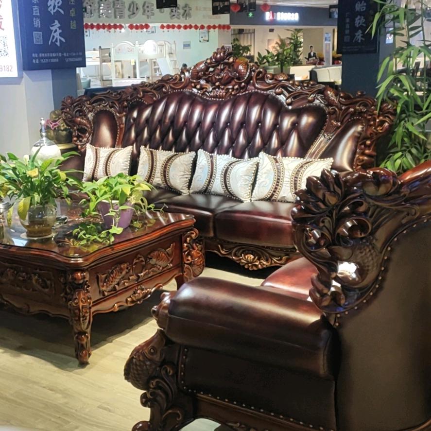 郑州华南城鸿辉家具威尼斯顿沙发店