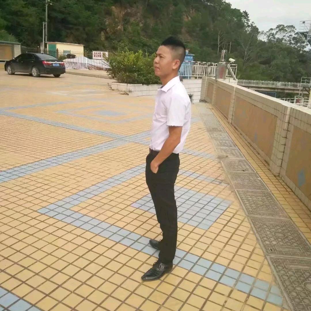 黑色曼陀罗