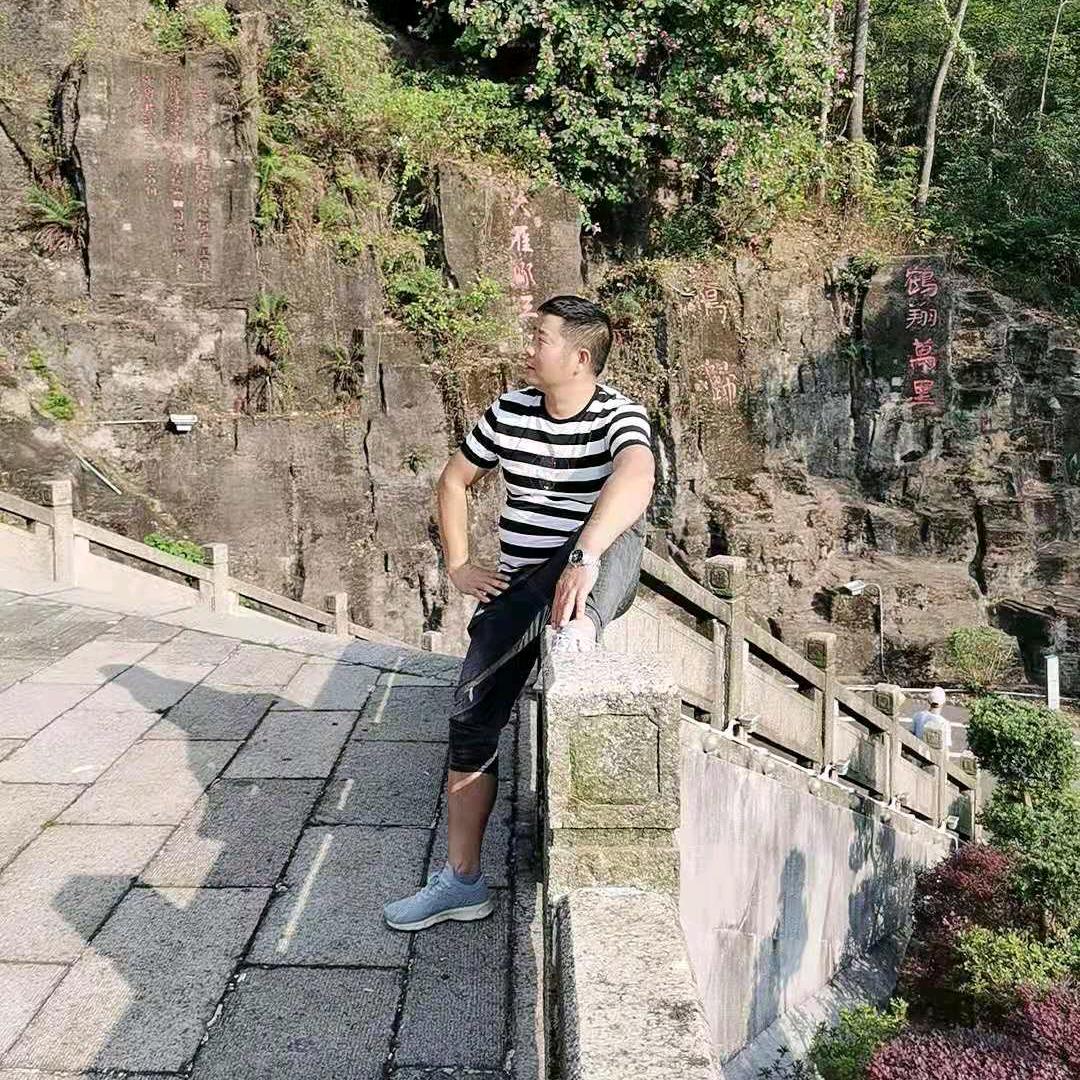 春哥