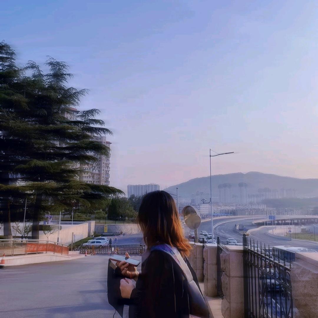 安Anna没有马甲线