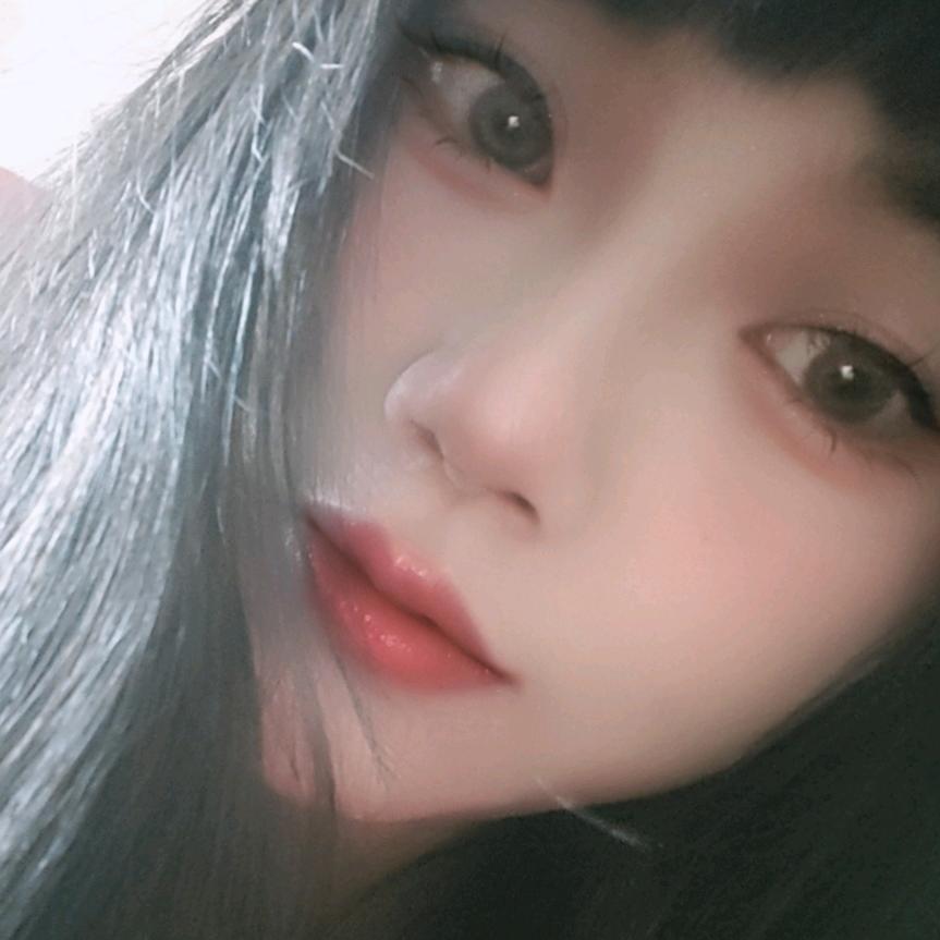 带刺的玫瑰。。