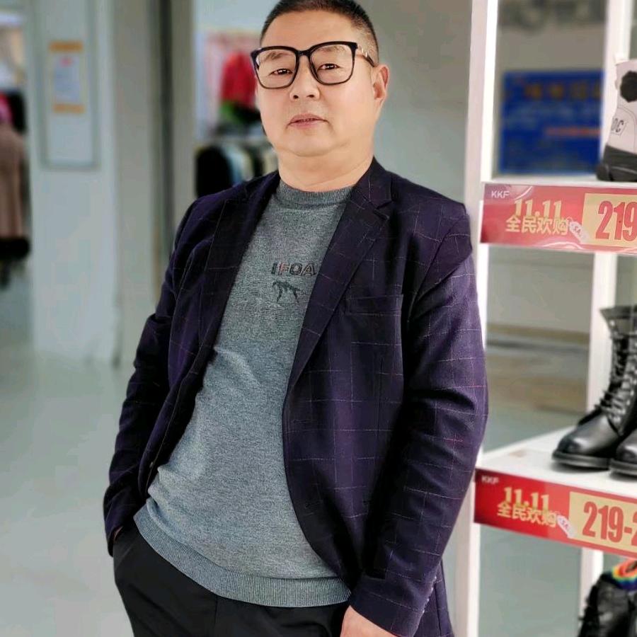 万年影像股份颜廷龙专业老照片修复瓷定制