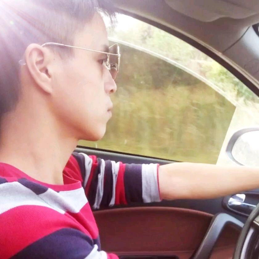 向洪（⌒▽⌒）麦当劳装修砖家🤝