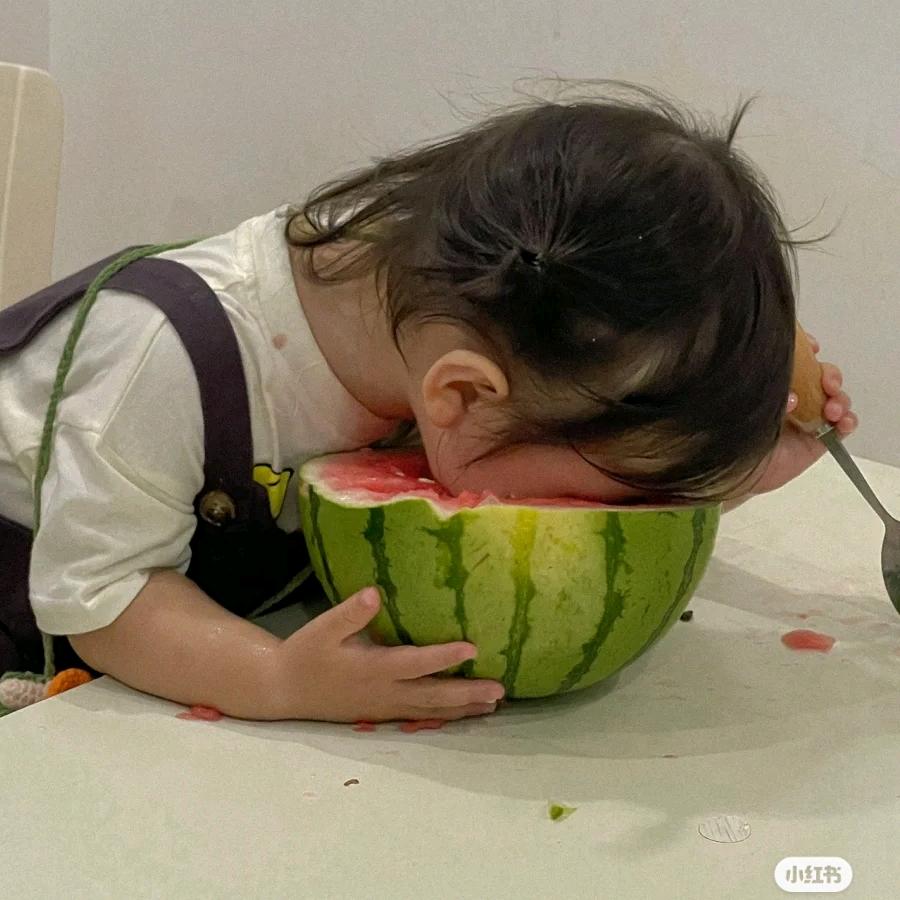 宋宋再吃一口