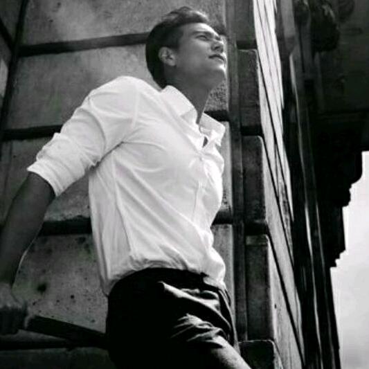 山巅自相逢☄️