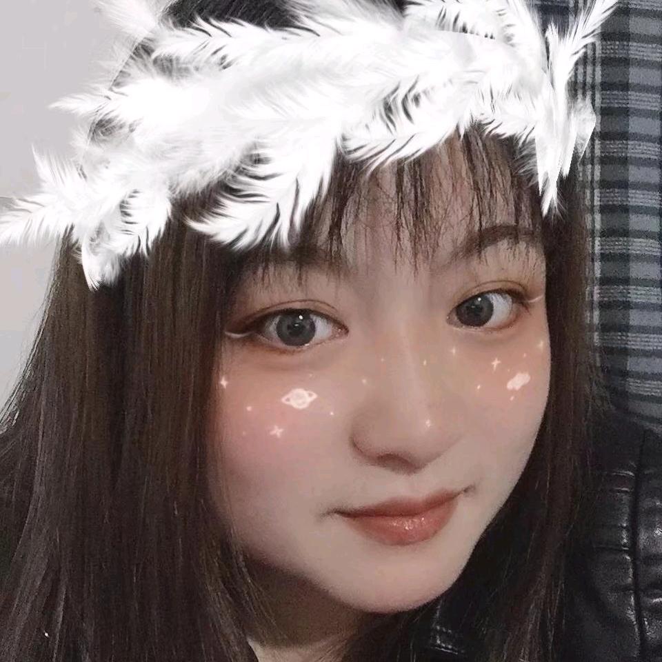 ༼ ಥ   ಥ ༽ ➳玲玲