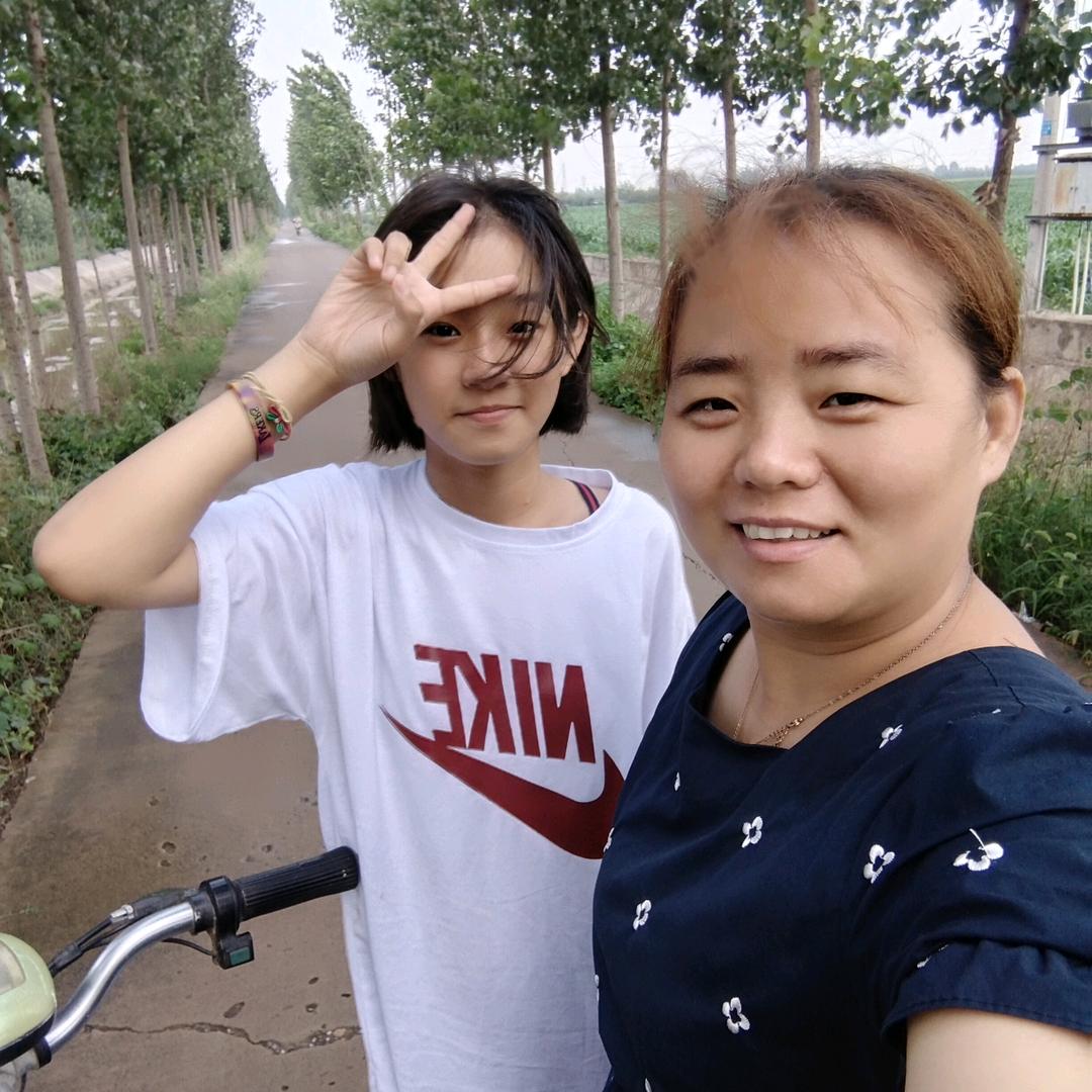 爱笑的我