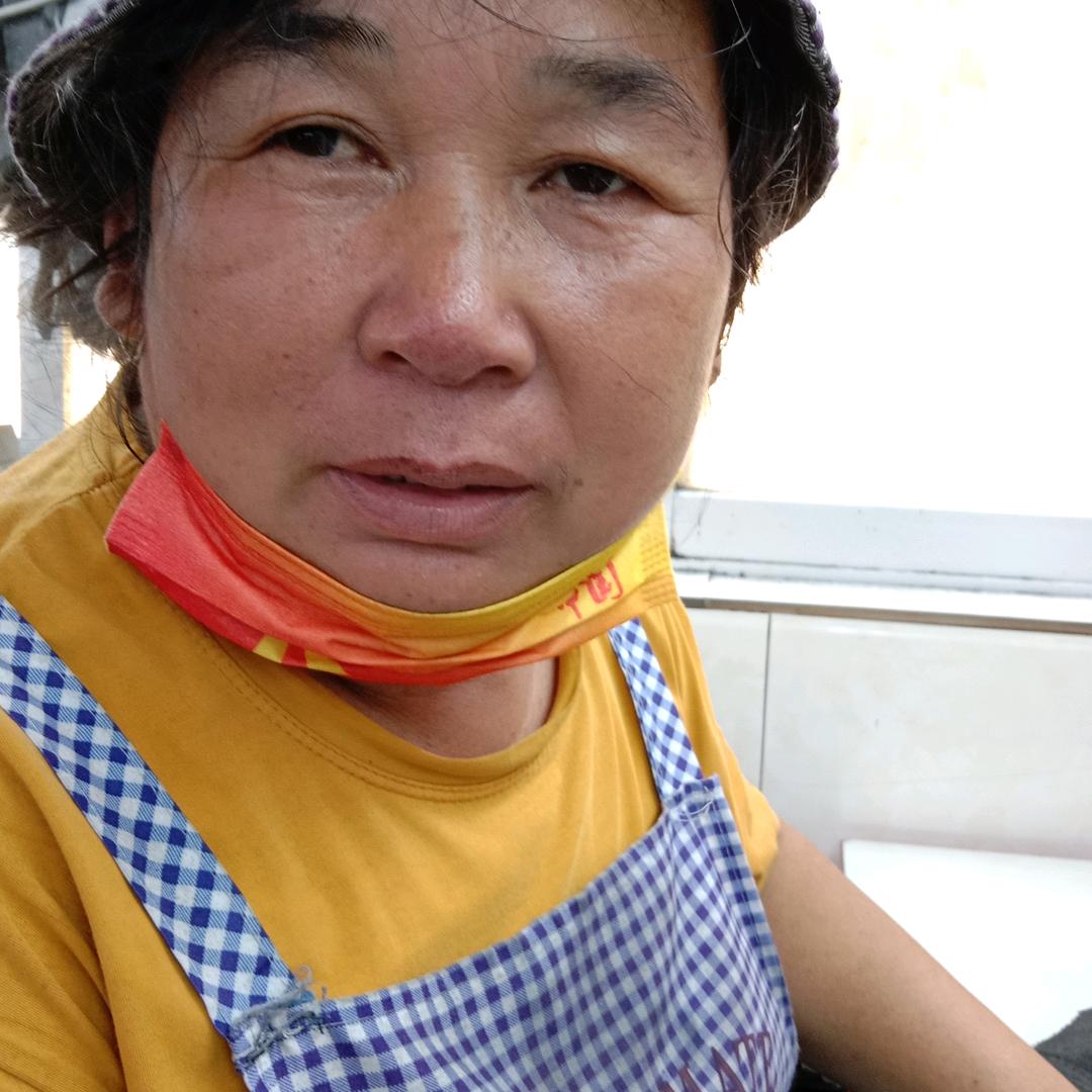 罗昭英