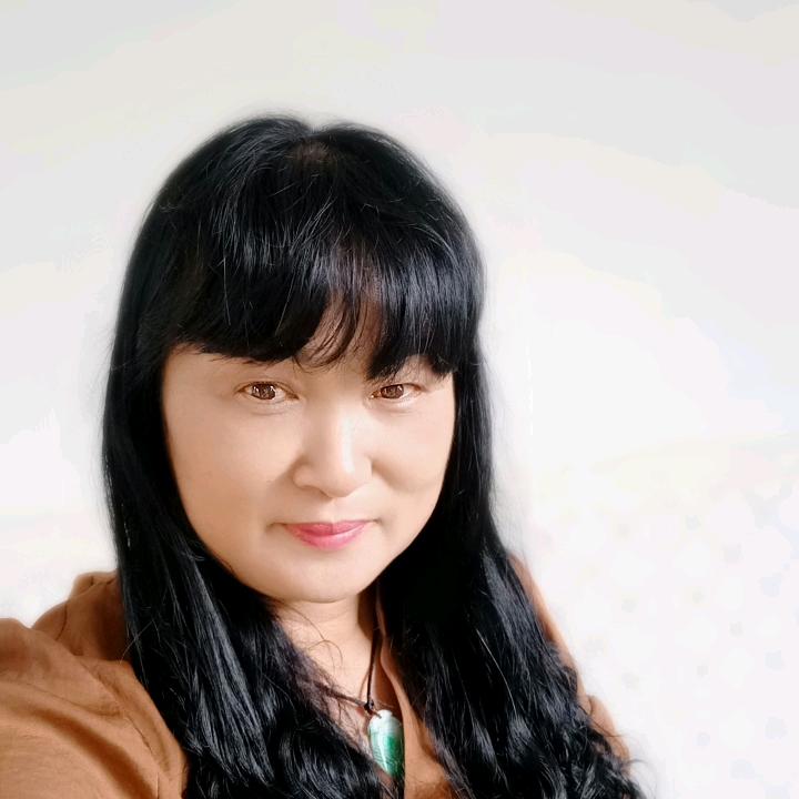 董  贵 妃