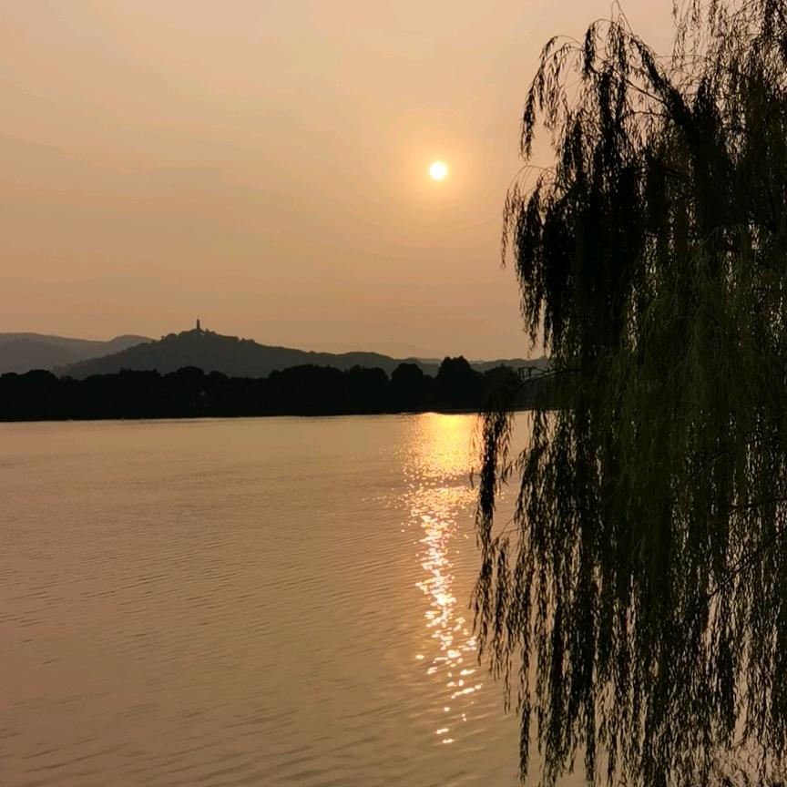 哈哈！一笑而过！