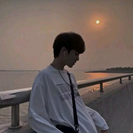 ζั͡ޓއ陌龍同学♡.