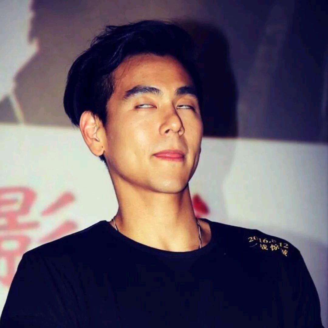 哈哈哈😁