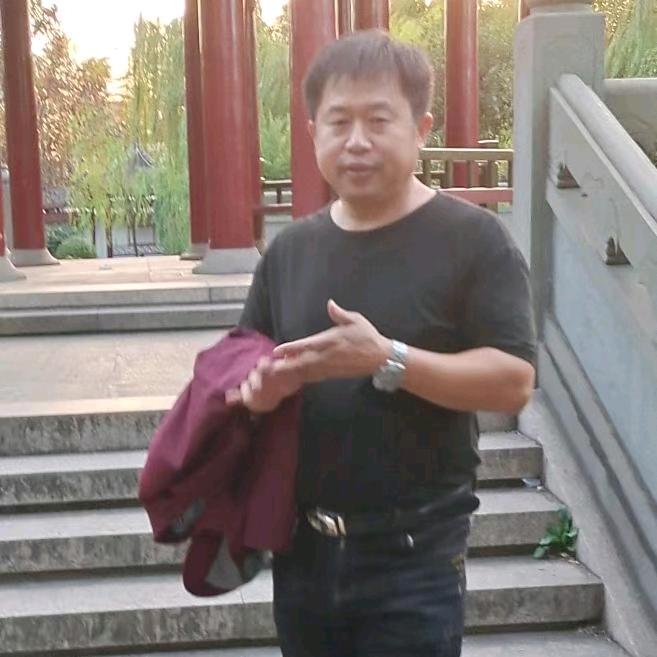 卡车司机王哥