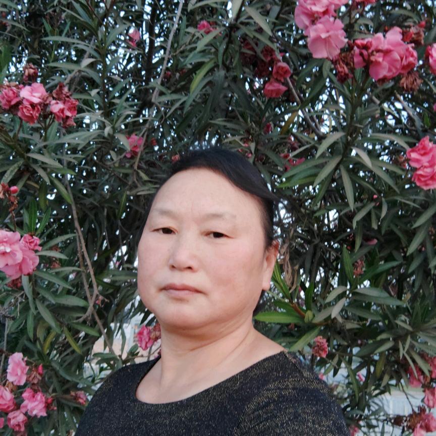 罗江琼