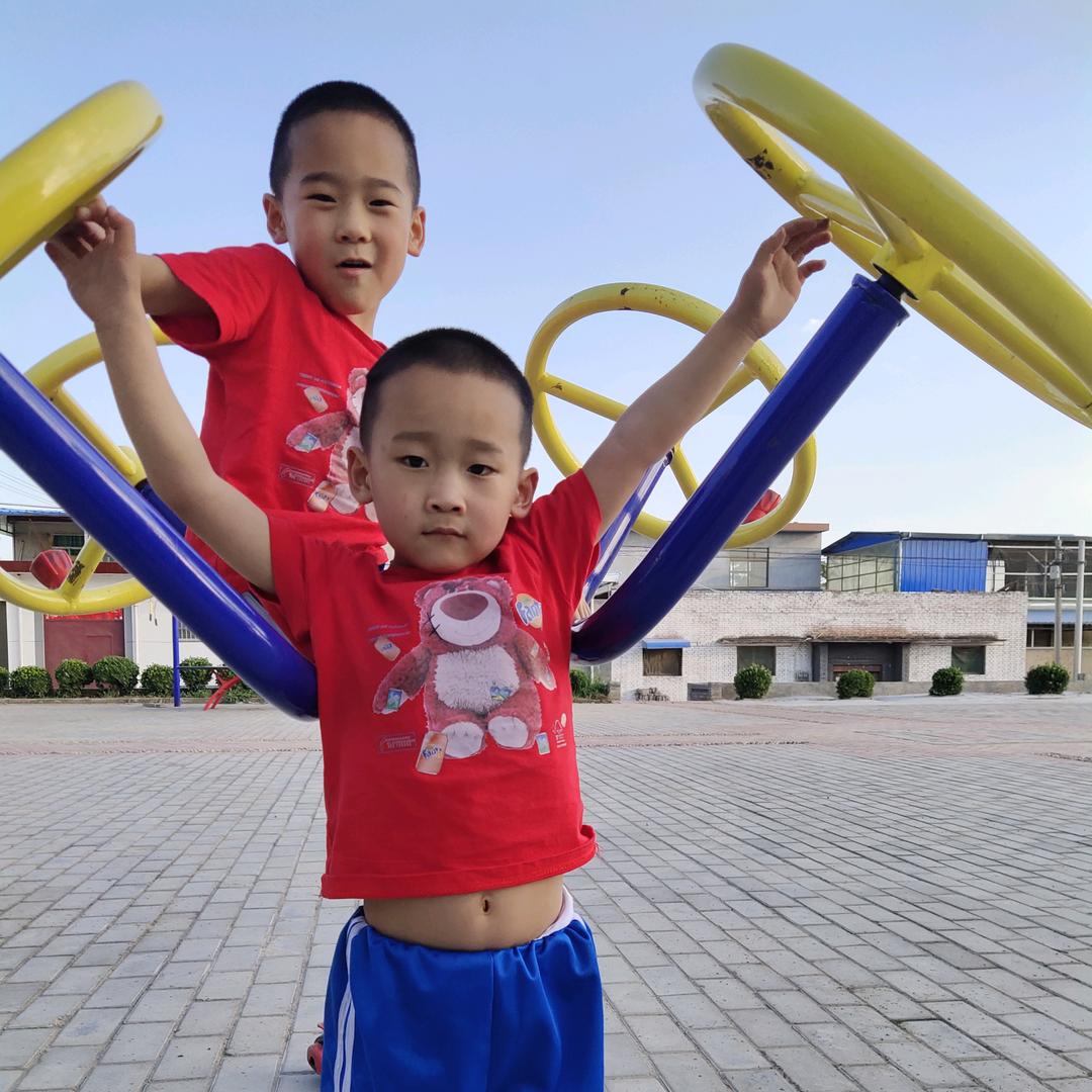 明媚阳光