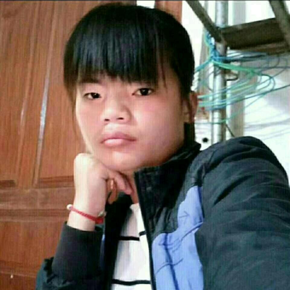 反手就是一拖鞋