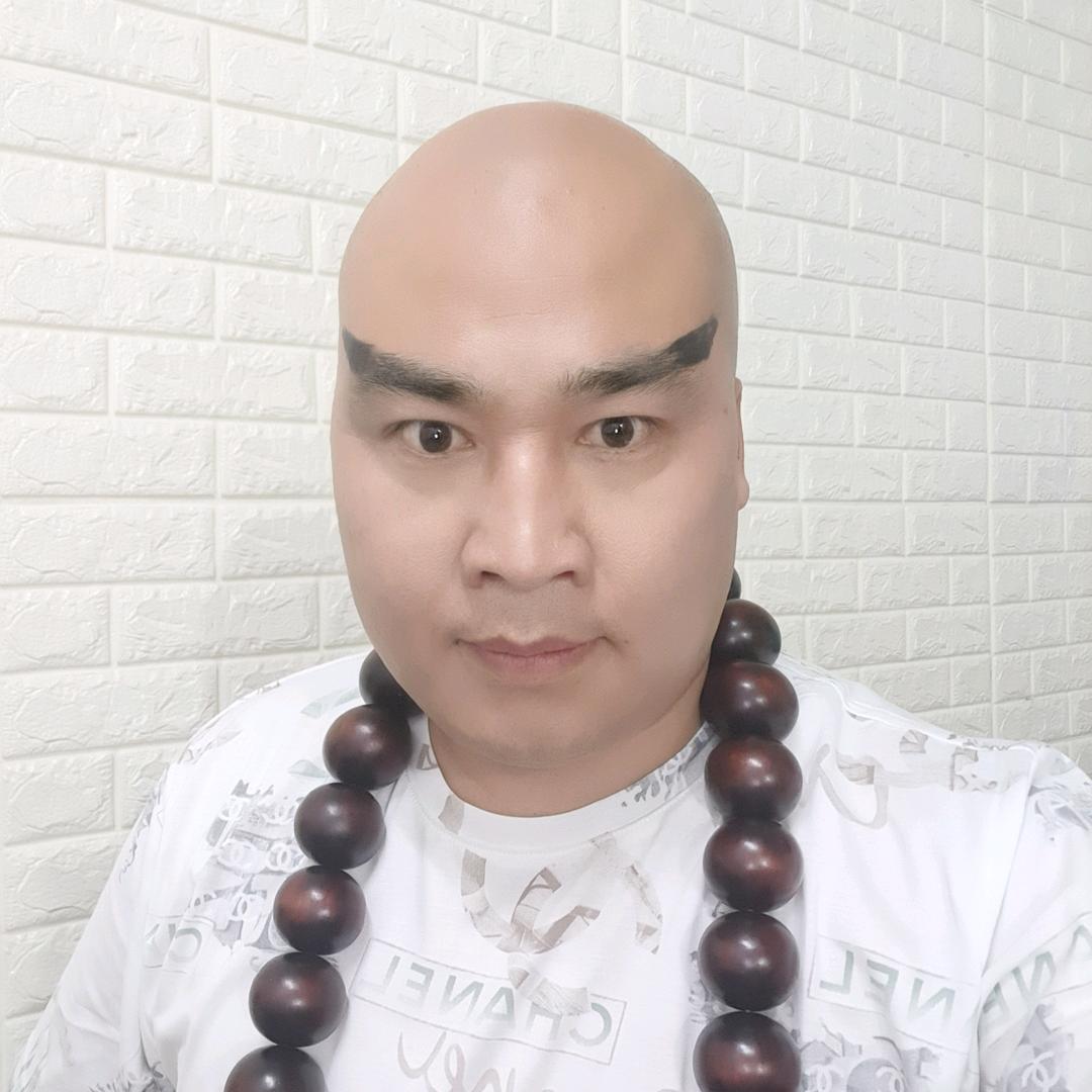 三只鱼豫想袜厂