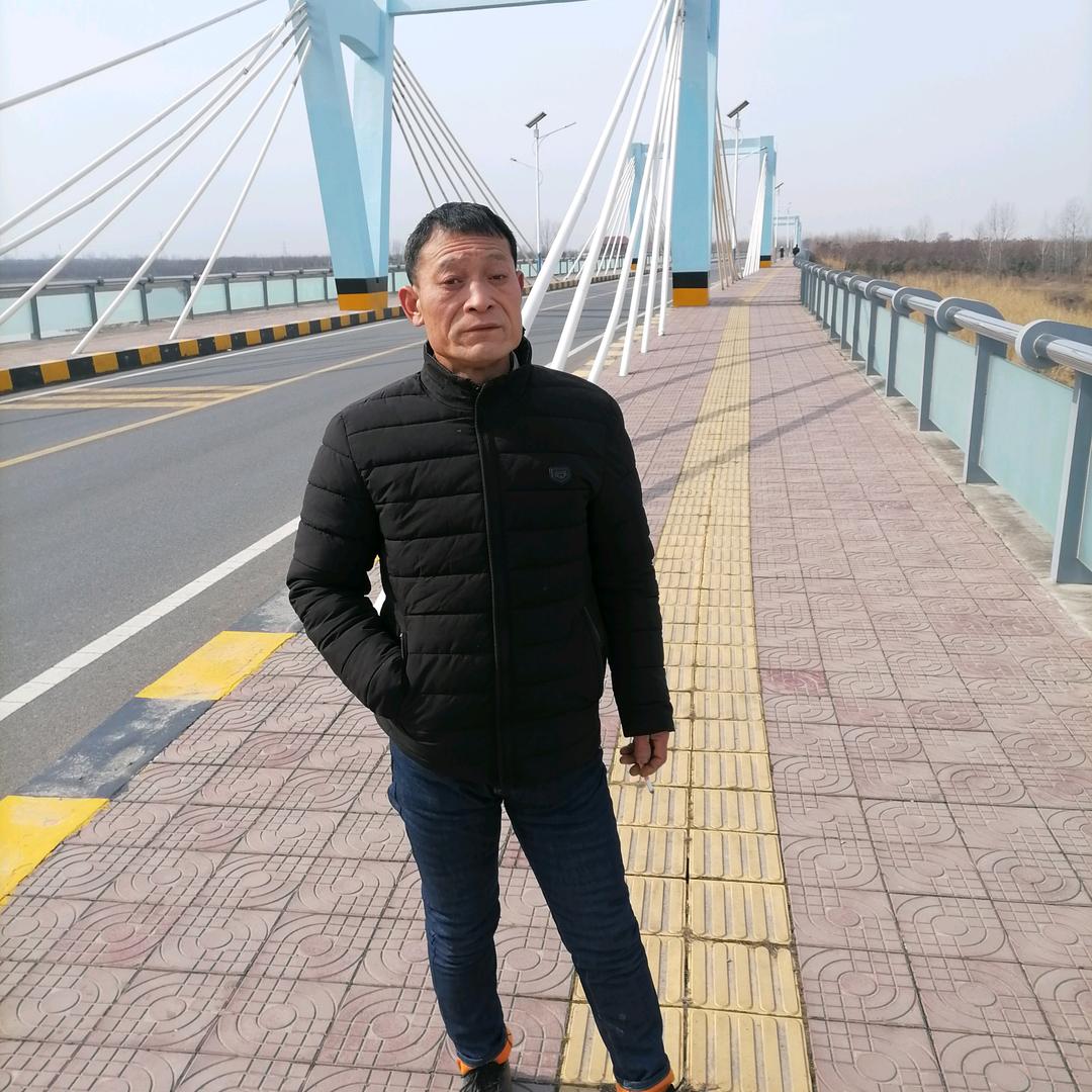 青海民和炮八团军人梦