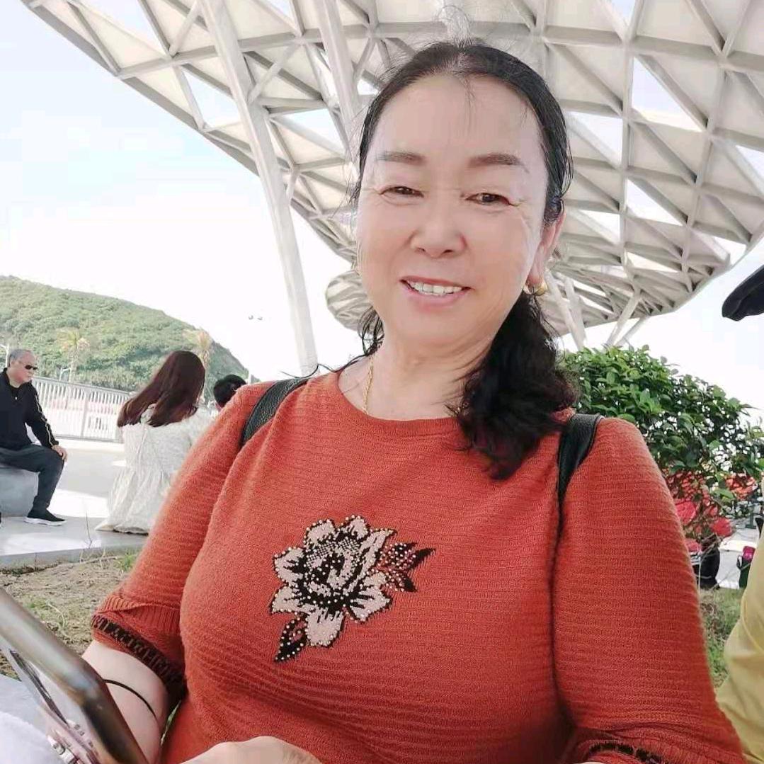何大姐
