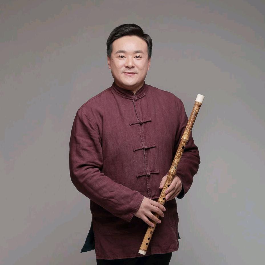 吹着恶魔的笛子