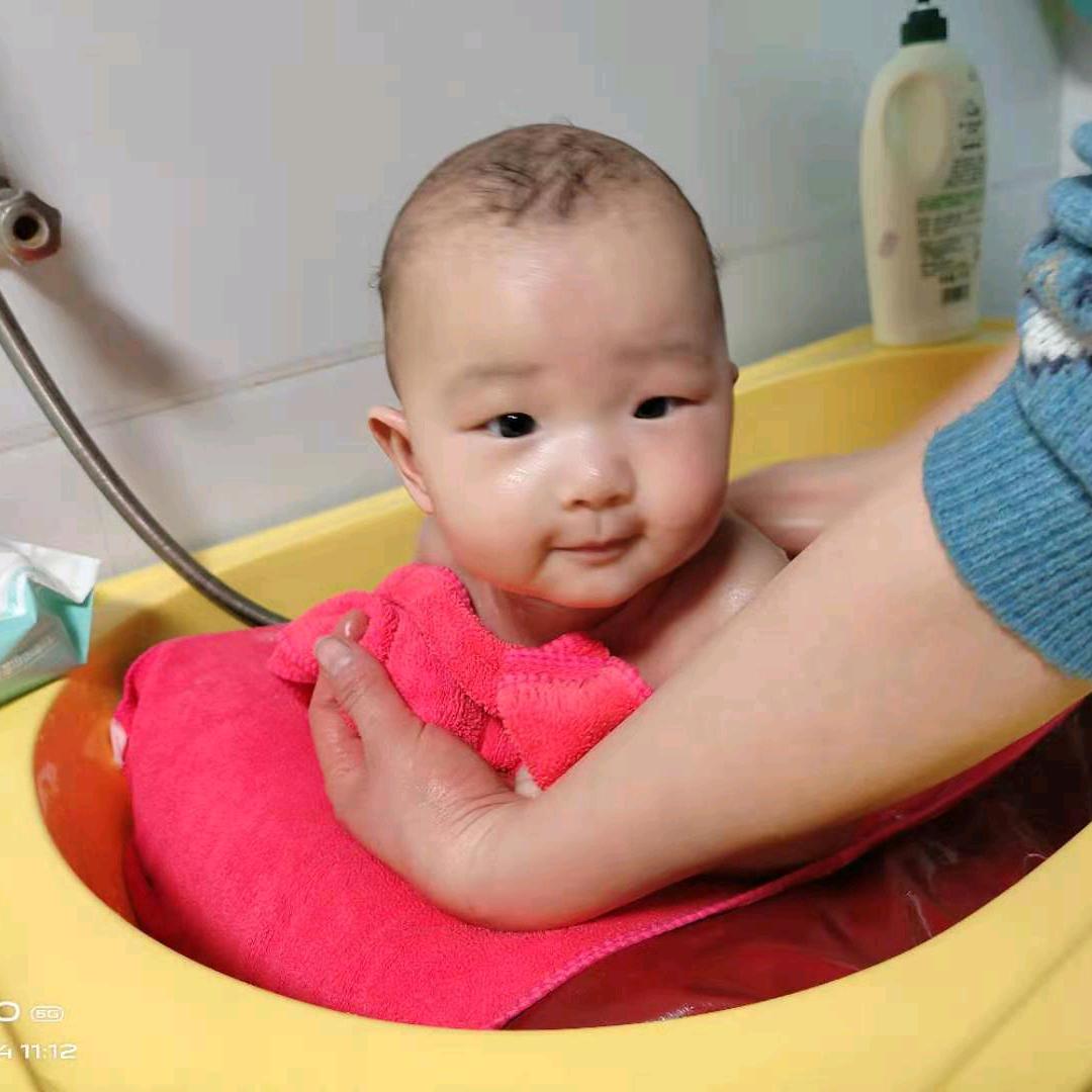 胡龙分