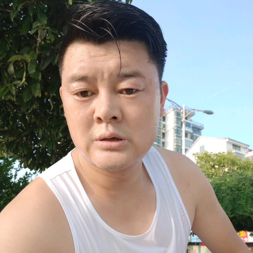 小义工邦哥