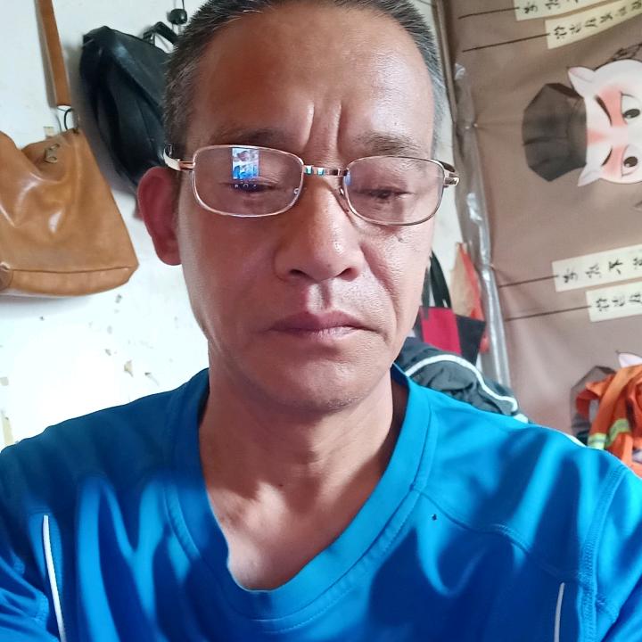 杨自云