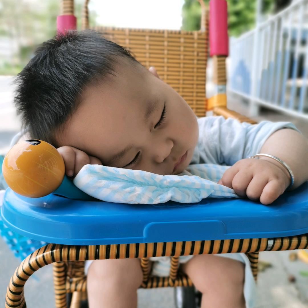 李小团吖