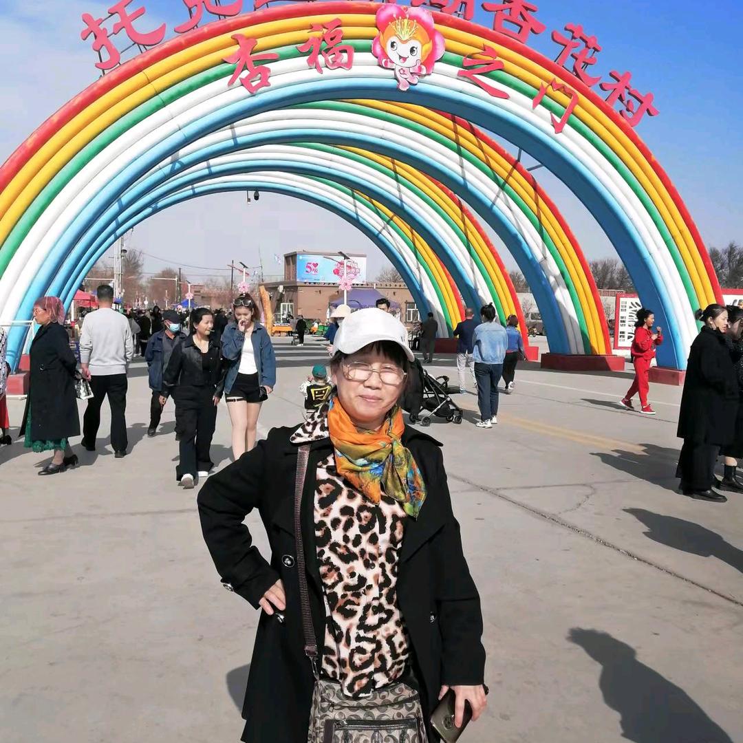 上善若水，厚德载物