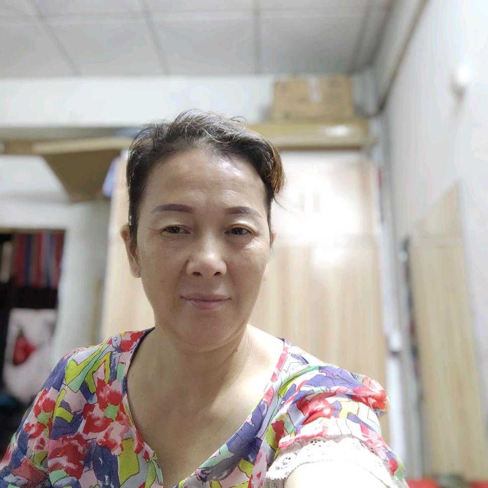 兰兰姐，每天下午3点开播