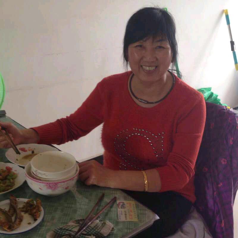 杨贵贵，