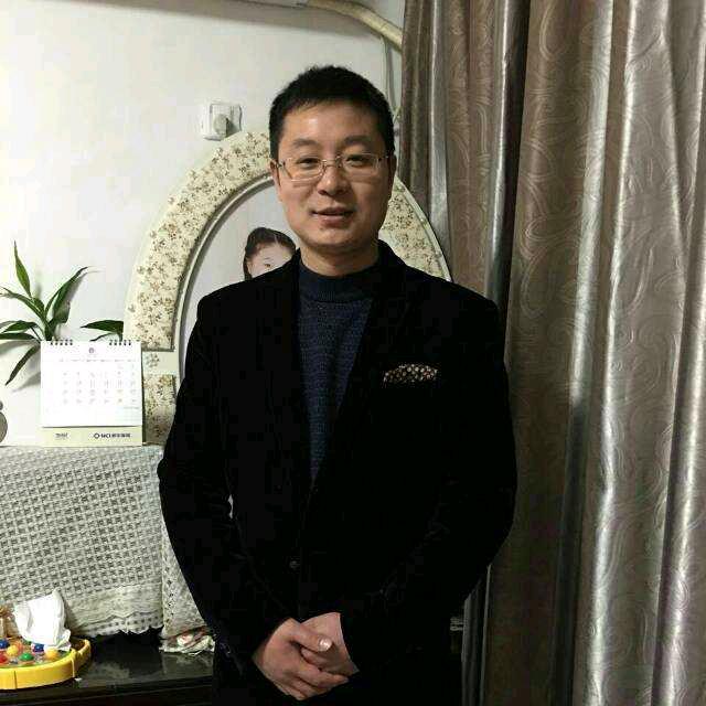 家天下超市眼镜哥