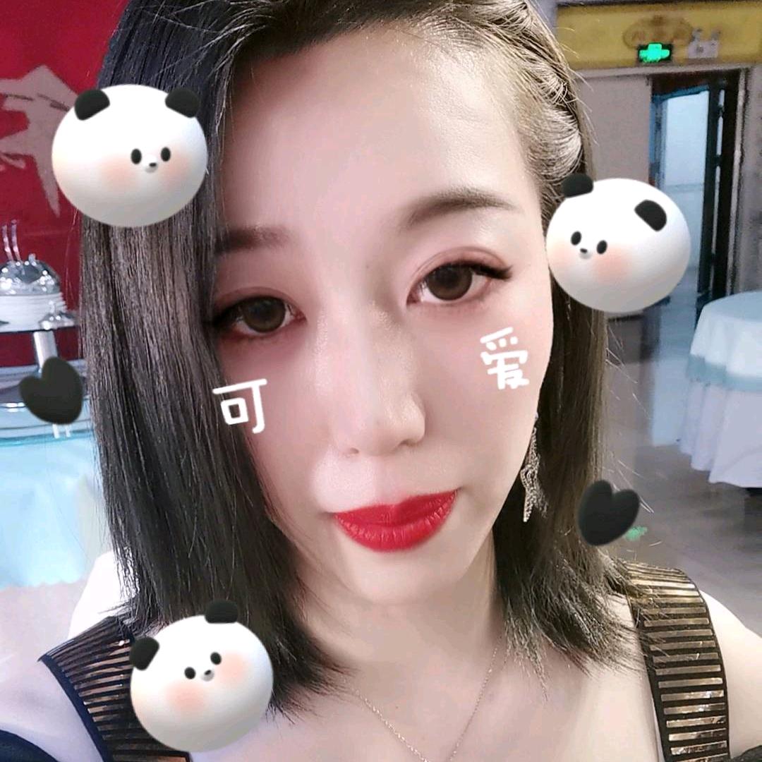 微笑👑👑👑