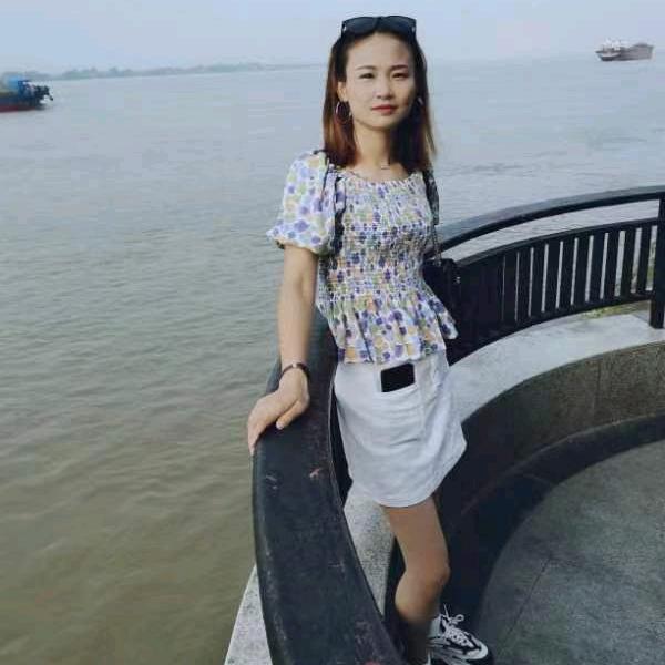 @不期$٩( 'ω' )و 而遇