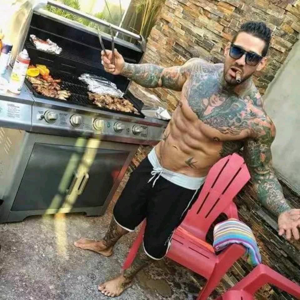 ┌ 被追殺的狼 .