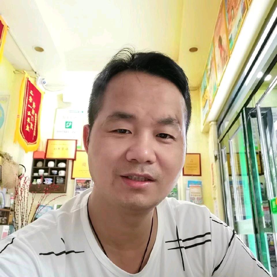 怀化夕阳红旅游小罗