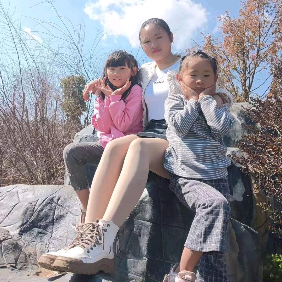 三个宝贝的妈妈