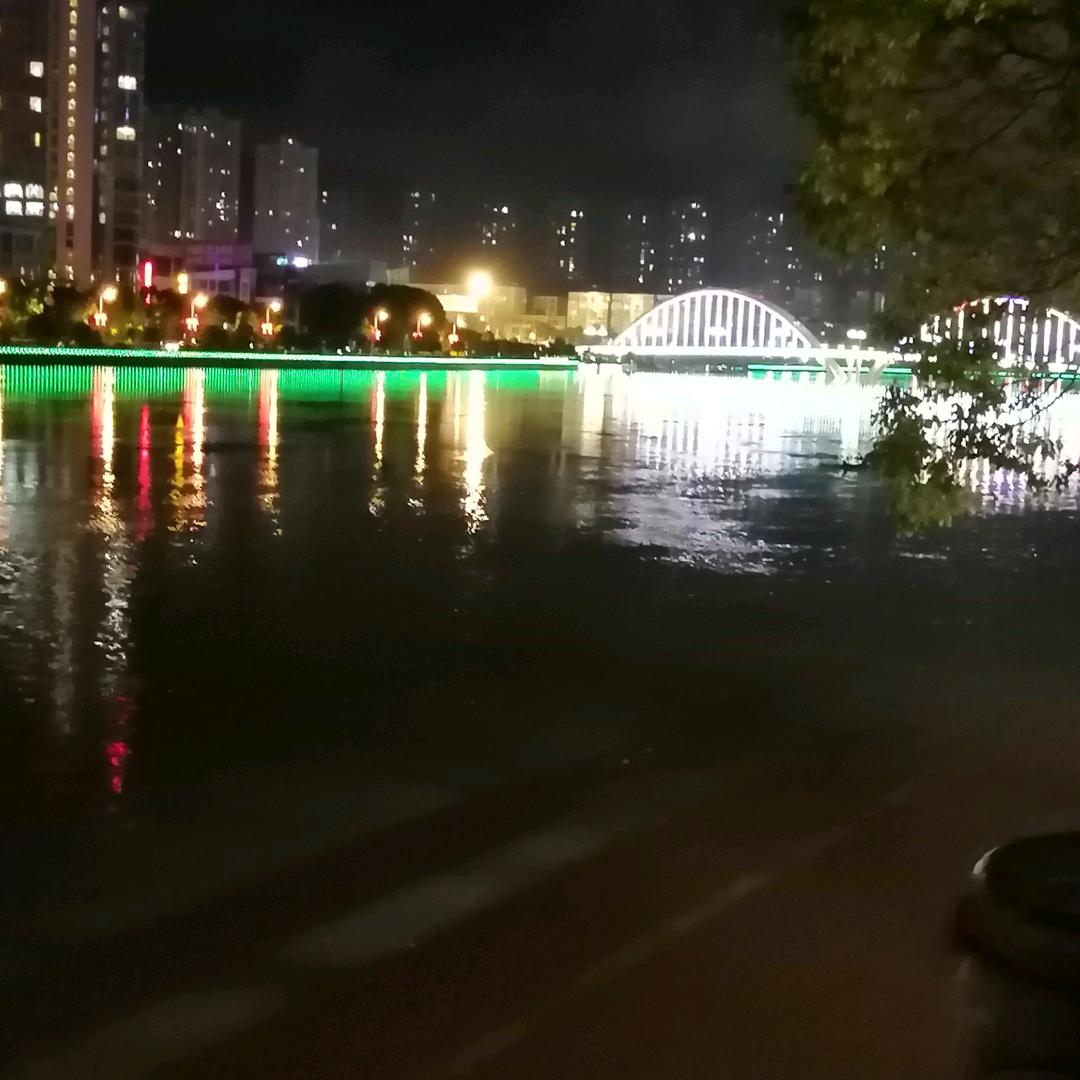 用户1205573572293