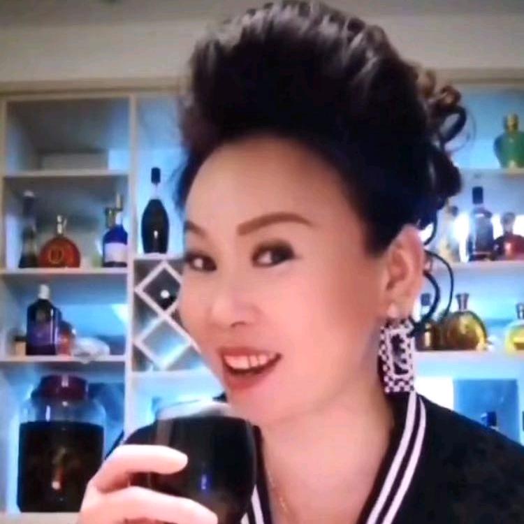 放过你也放过我自己。