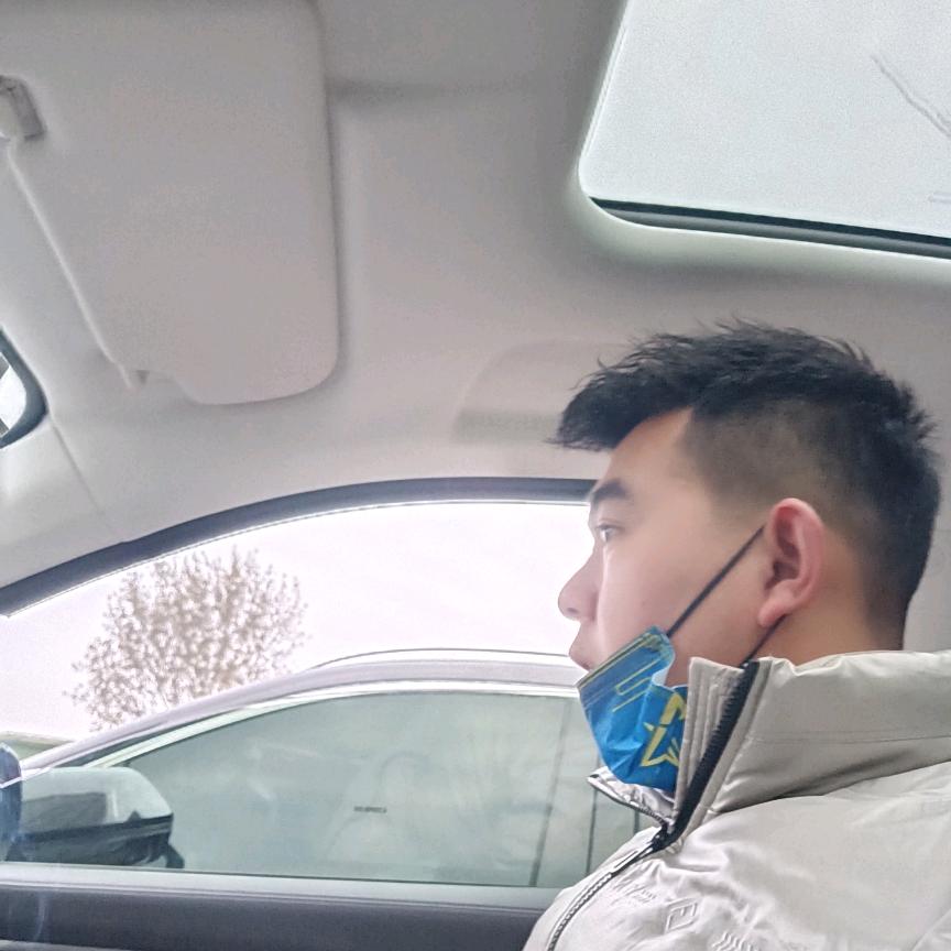 确实没腹肌