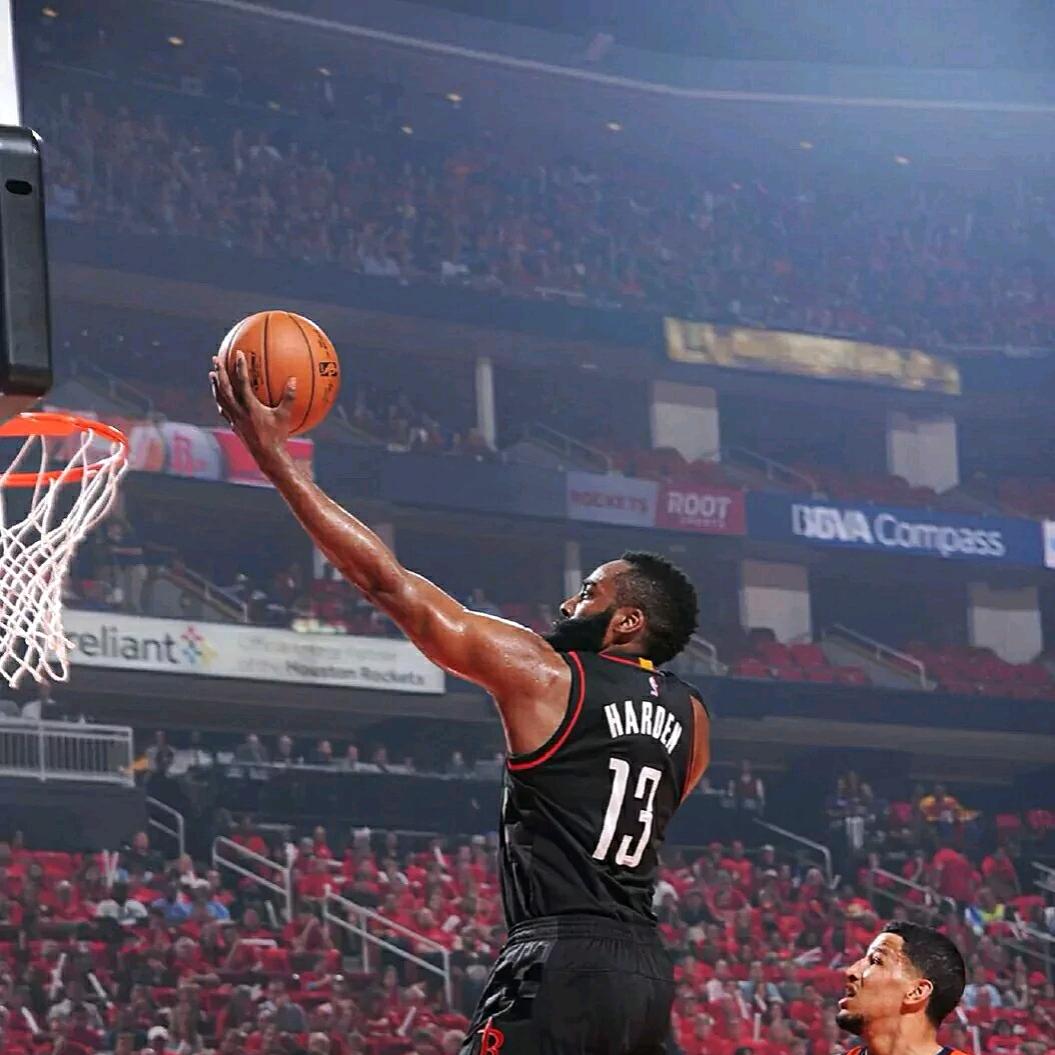 小司不会打球🏀