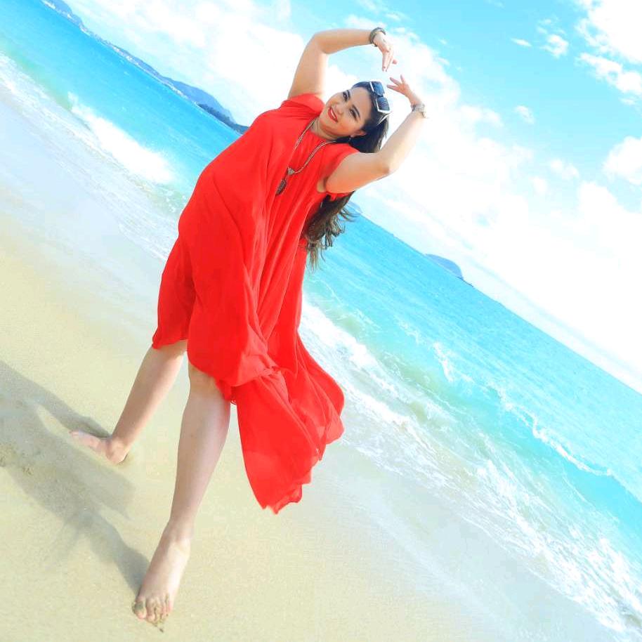 莎车县金新娘美容美发婚纱中心