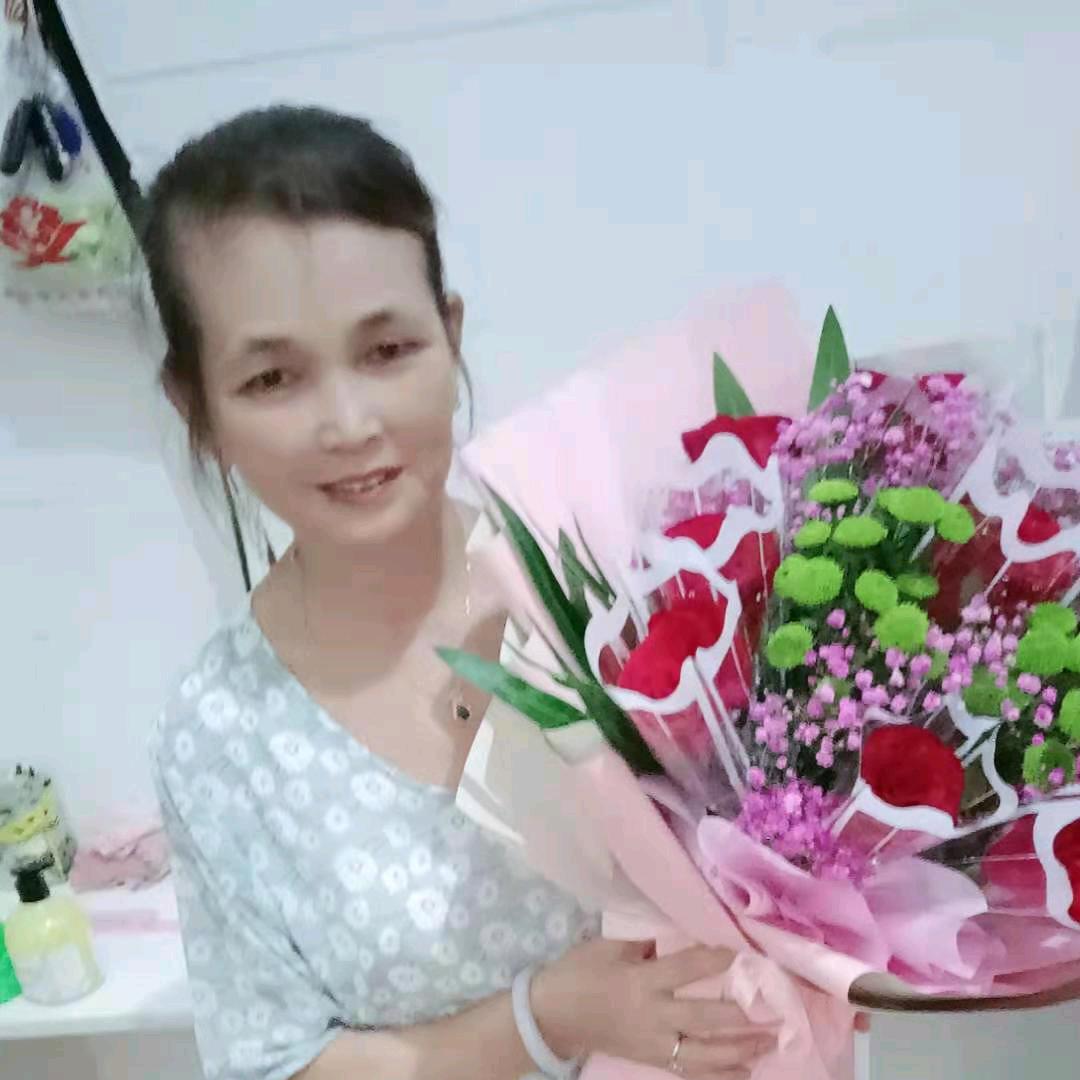 揭小金