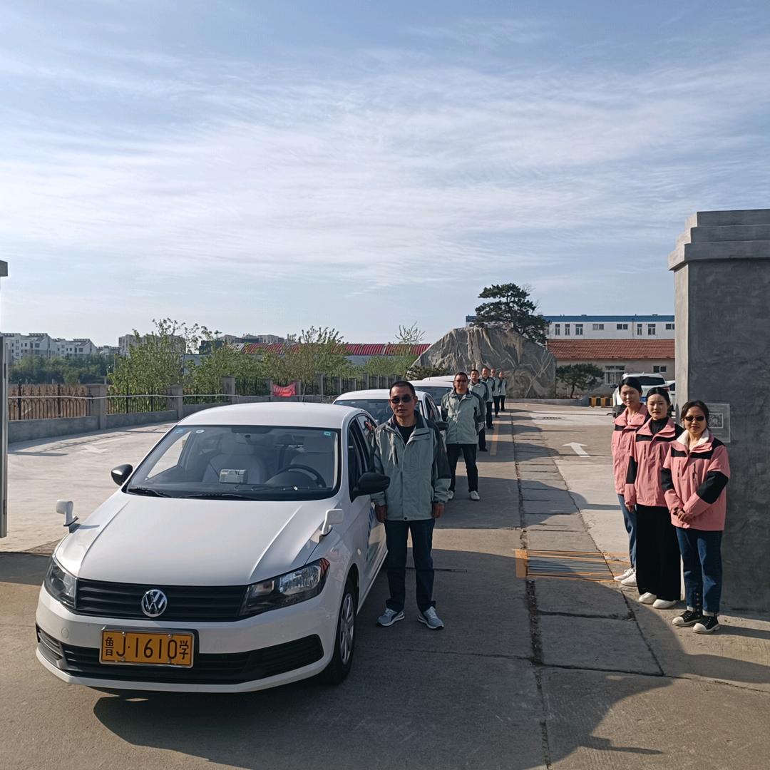 泰安同合驾校：安广金